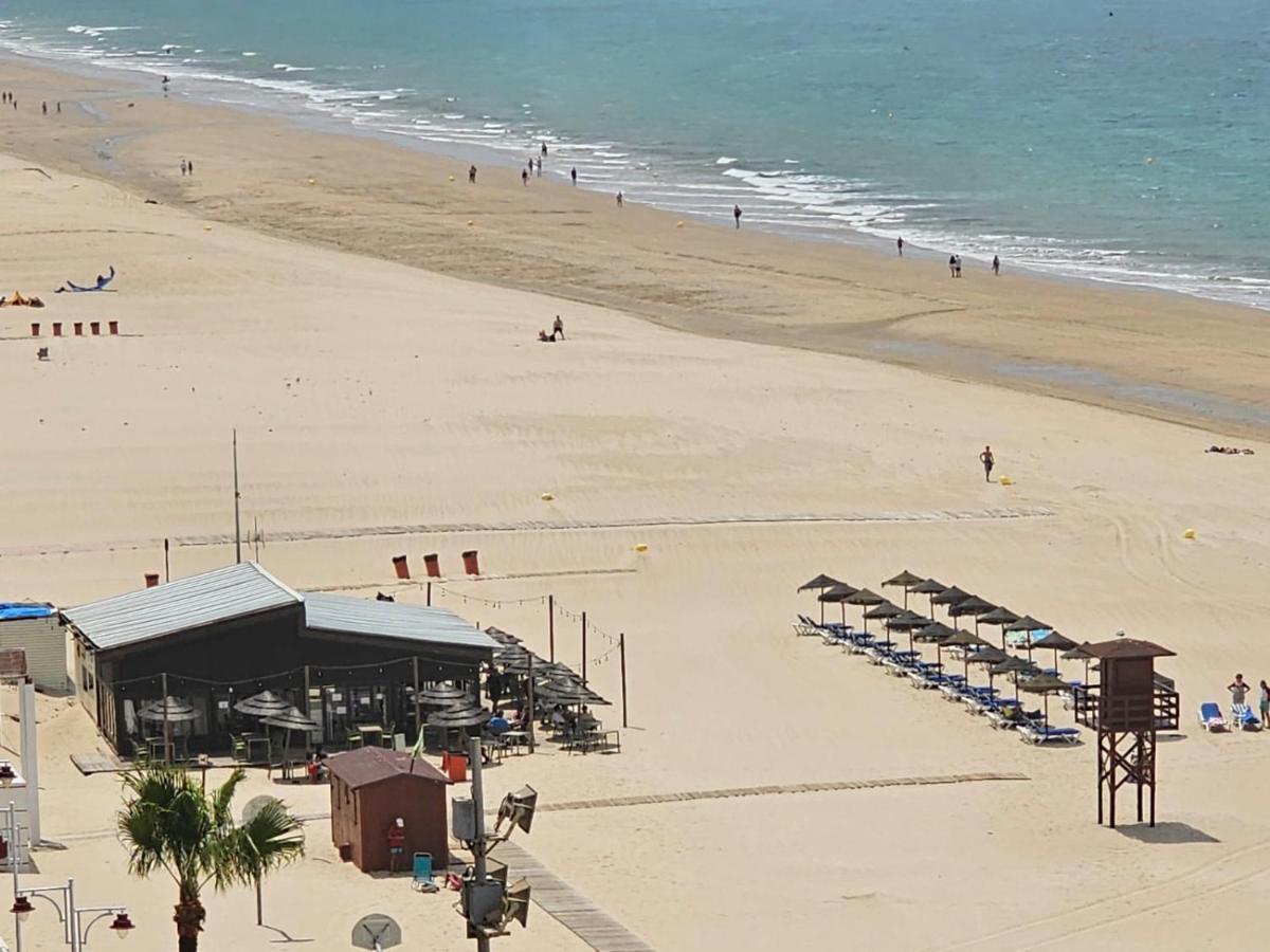 Gatu Premium Villa Turquesa Playa Y Parking Cadiz Bagian luar foto
