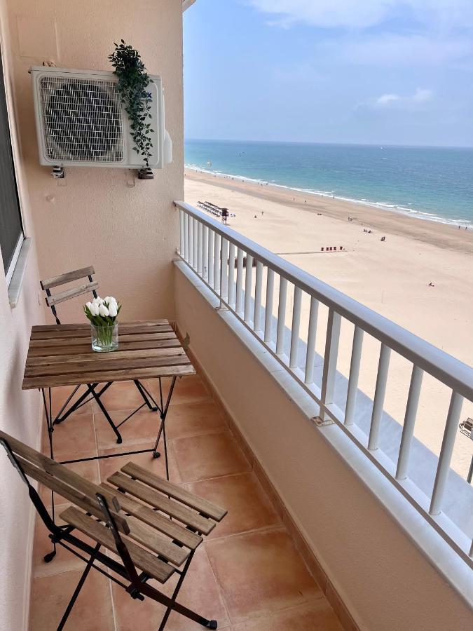 Gatu Premium Villa Turquesa Playa Y Parking Cadiz Bagian luar foto